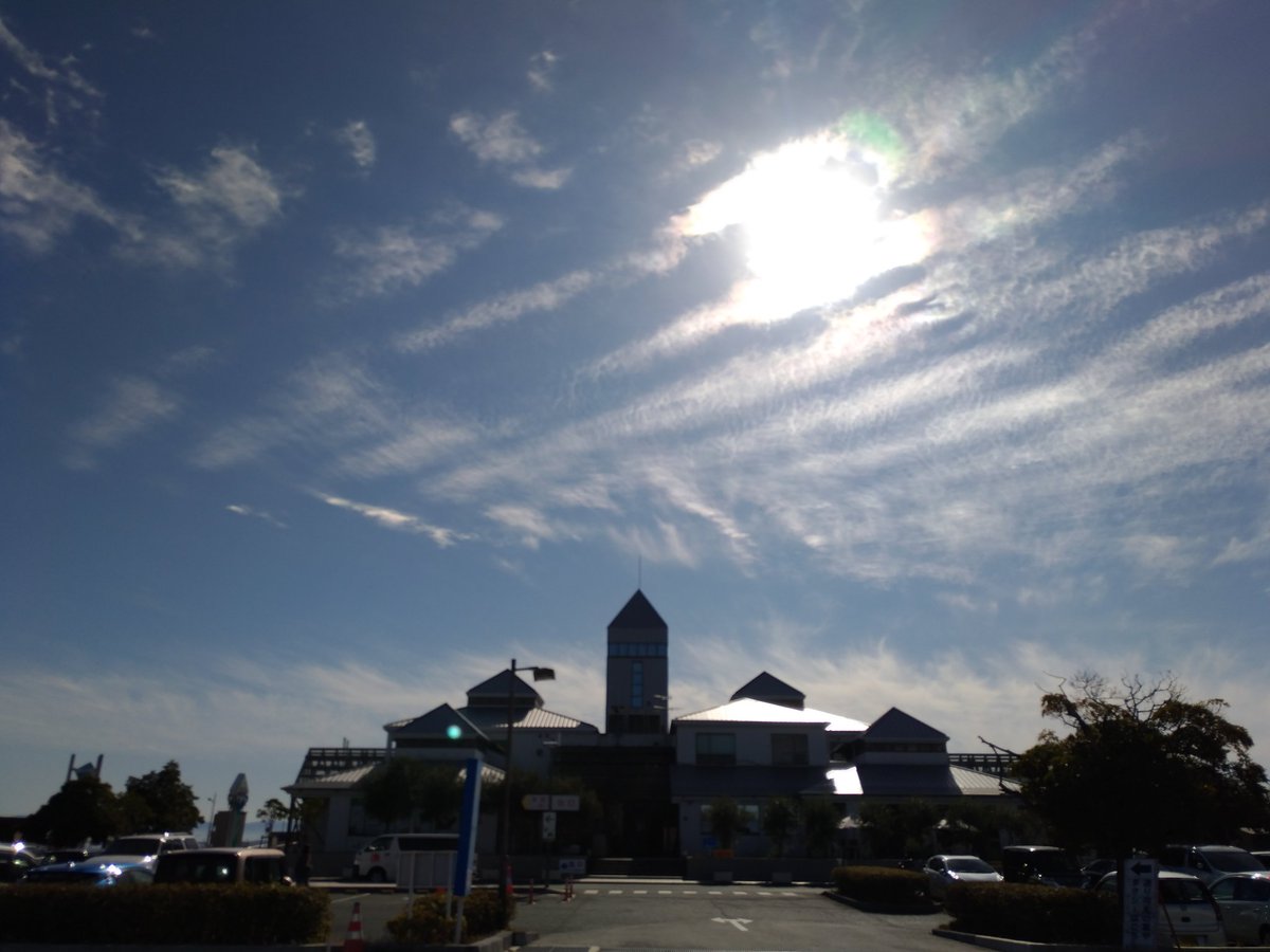 こころんグリーン V Twitter フェリーターミナルの上空の珍しい雲です フェリーターミナル 雲 熊本港 熊本市西区 熊本市