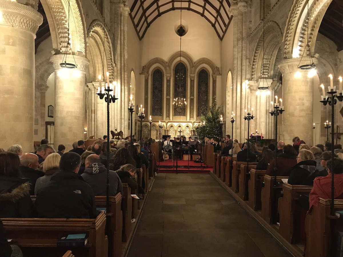 Thank you to all for our beautiful Carol Service last night #SteyningFamily. Perfect tweet to close this account on. Follow <a href="/News_SGS/">SGS News</a>