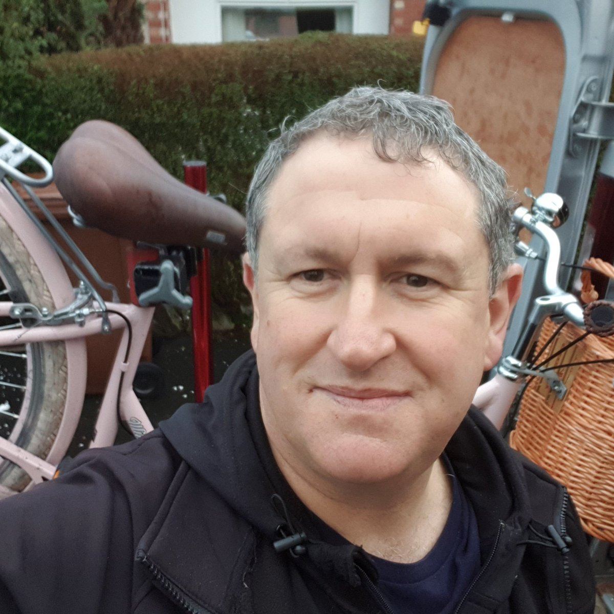 When you're driving to the first job and its biblical 🌧🌧🌧🌧🌧 and you're dreading having to put the gazebo up........ and you get there and the rain stops.....RESULT! 
Great to get this <a href="/RaleighBikes_UK/">Raleigh Bikes UK</a> commuter back on the road😁