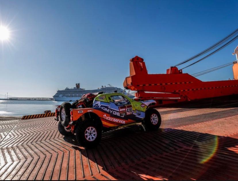 Cada vez más cerca de poder disfrutar del <a href="/dakar/">DAKAR RALLY</a> 2020!
Nuestro coche se va destino #jeddah
A por todas!! 
DREAM.DARE.LIVE IT
<a href="/PromygesRally/">PROMYGES RALLY TEAM</a> <a href="/Promyges/">Promyges</a> <a href="/Dip_Va/">Diputación de Valladolid</a> <a href="/AyuntamientoVLL/">Ayto. de Valladolid</a> <a href="/ARB4x4/">ARB 4x4 Accessories</a> <a href="/BodegaDehesa/">Dehesa Canónigos</a> <a href="/madridcamper/">madridcamper</a> <a href="/farmacalderon/">farmaciacalderon</a>