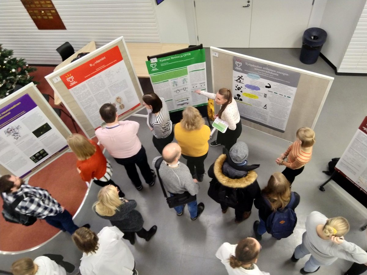 TGlumoff's tweet photo. Biokemian ja molekyylilääketieteen tiedekunnassa @UniOulu kanditutkielmista tehdään myös populaarit posterit. Opetamme opiskelijoillemme tieteen popularisointia ja omasta työstä viestimistä. https://t.co/CYZmujuRLZ