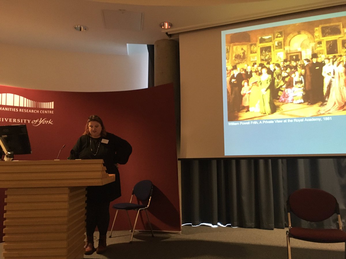prsisters2019's tweet photo. @robyneerica discussing the phenomenon of artistic/‘aesthetic’ dress in the late 19th century 
#prsisters2019 https://t.co/M9X9fE7BN0