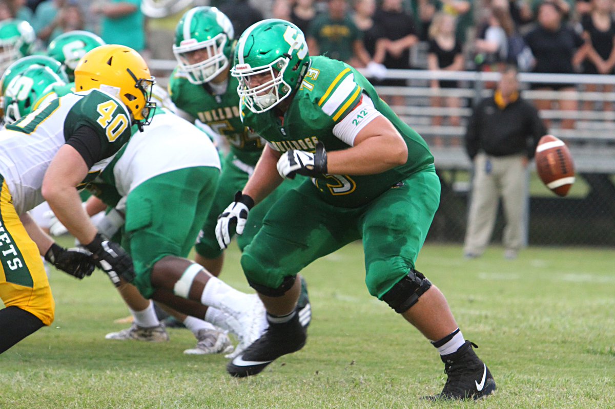 ZachAbolverdi's tweet photo. EXCLUSIVE: Joshua Braun is a Gator.

The 4-star OT has committed to  Florida and will begin practicing with the team today.

Braun discusses why he chose UF over UGA, early enrollment and his relationship with John Hevesy. 

STORY: https://t.co/TPTXBvrDNB https://t.co/WXjrBA0360