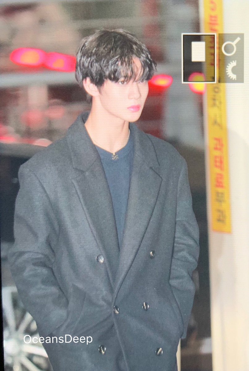 oceansdeep0510's tweet photo. 191213 ICN

#CIX #FIX #팬바라기 #배진영 #JINYOUNG #BAEJINYOUNG #순수의시대 https://t.co/R9k4CM45VS