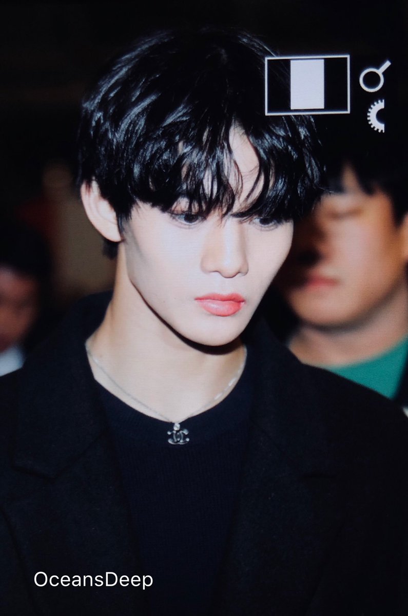 oceansdeep0510's tweet photo. 191213 ICN

#CIX #FIX #팬바라기 #배진영 #JINYOUNG #BAEJINYOUNG #순수의시대 https://t.co/R9k4CM45VS