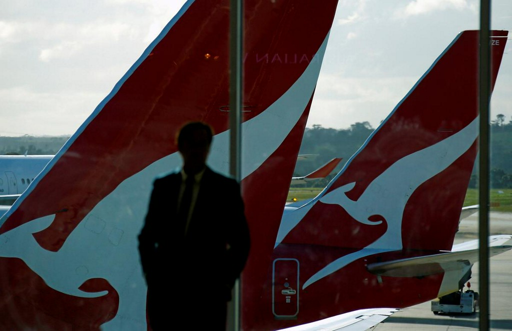 Qantas selects Airbus over Boeing for world's longest flights reut.rs/2Ei4uMQ