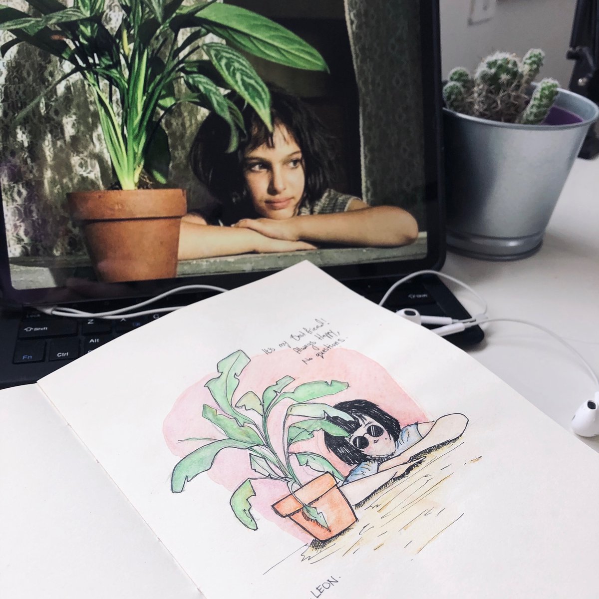 SemaiAm's tweet photo. Back to sketching and doing what I love the most! So, it's a good day, and a good start indeed 💕 https://t.co/Ab3NzbZ1cG