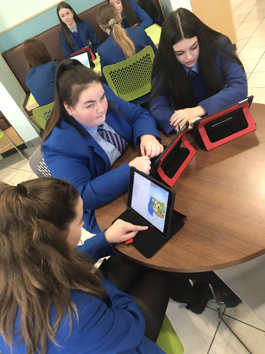 Lovely day at @LYIT learning to code in @SwiftPlayground maybe a little hot chocolate ☕️ @stmarysderry @CareersStMarys @YvonneConnoll14 @rricecutter @mcginn_ba @kkealey728