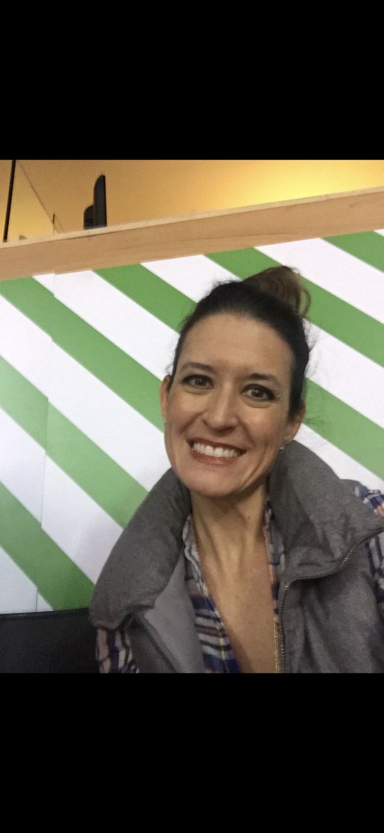 CoachRichey12's tweet photo. HAPPY BIRTHDAY TO THIS BEAUTIFUL LADY TODAY!!
@melmrichey
#ioutkickedmycoverage
#jaxonandiareverylucky
CAN NOT WAIT FOR OUR ROMANTIC DATE NIGHT!!!
SEE YA AT THE GYM AT 4.00
HOSPITALITY ROOM DINNER FOLLOWING. SCOUTING 7.00
AFTER THAT!!!
WHAT MORE COULD YOU ASK FOR? 🤔😏😳 https://t.co/7LPD9Yu7FX