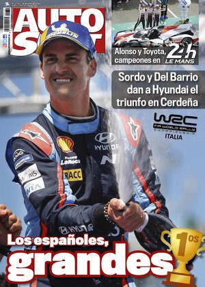 DaniSordo's tweet photo. Una lástima escuchar noticias sobre la posible desaparición de una de las mejores revistas semanales dedicadas al automóvil y en particular a la competición en España. Espero que no sea definitivo y sigamos leyendo Auto Hebdo Sport en 2020 #AutoHebdo 🗞 https://t.co/KJHcFw2RWD