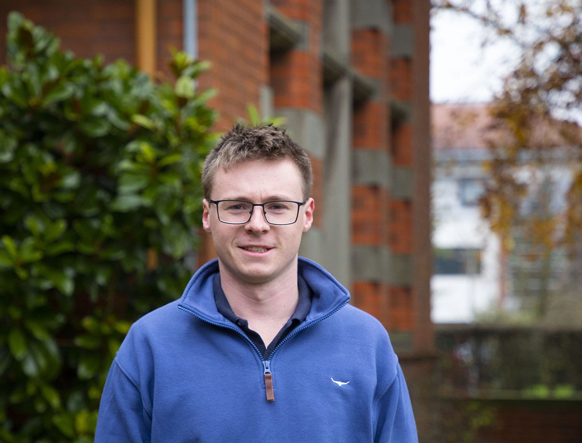 HarperAdamsUni's tweet photo. James Shaw spoke to us again about how his #research into #briquetting in 2016 has led him to work towards more #sustainable resources. Read more on our blog: https://t.co/ZJzsfIUyPD #studentstories #degreesthatmatter https://t.co/2Z9RUascMT