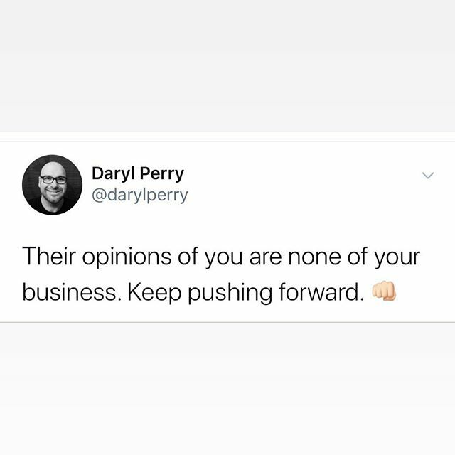 darylperry's tweet image. Someone needs to be reminded of this. Maybe it’s you. 😉 🤗 👊🏻 #weightlossjourney #weightlossinprogress #weightlossstory #fridayvibes #1percentlife ift.tt/2RQADTJ