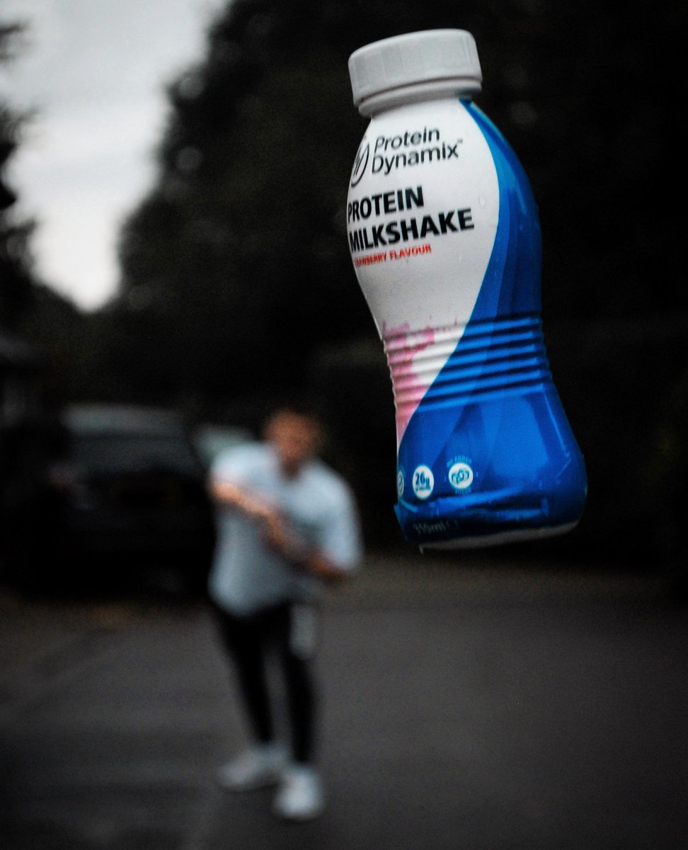 These PD Ready to Drink Protein Shakes will be your favourite gym buddy. Each bottle contains 26g of Protein with no added sugar and are only £1.00 each... 😎🤑
-⁠⠀⁠⠀
#PD #ProteinDeals #ProteinDynamix #ReadyToDrink #WheyProtein#recovery #lean #muscle #protein #fitness
