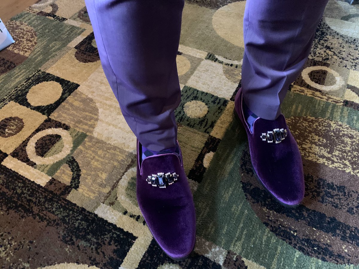 lisa looker (@lisa_looker) on Twitter photo Our D&I Captain representing D197 - He so happy to be wearing his favorite suit & shoes! <a href="/197HD/">Home Depot District 197</a> <a href="/HouleHeather/">HeatherHouleTHD</a> <a href="/CadillacDepot/">Home Depot Cadillac</a> #mwdidec2019 #lookingood Our D&I Captain representing D197 - He so happy to be wearing his favorite suit & shoes! <a href="/197HD/">Home Depot District 197</a> <a href="/HouleHeather/">HeatherHouleTHD</a> <a href="/CadillacDepot/">Home Depot Cadillac</a> #mwdidec2019 #lookingood