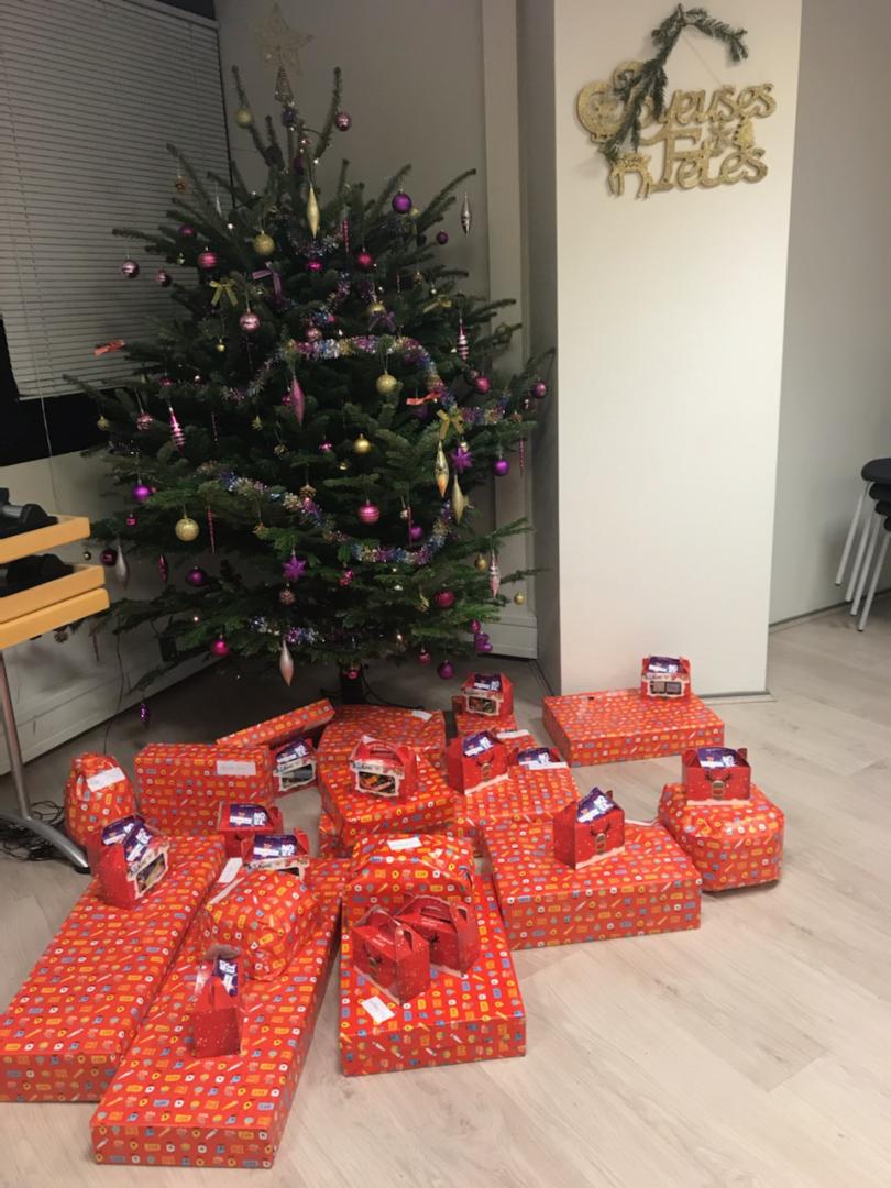 nicolaskarp's tweet image. Soirée de Noël chez #Hexanet !