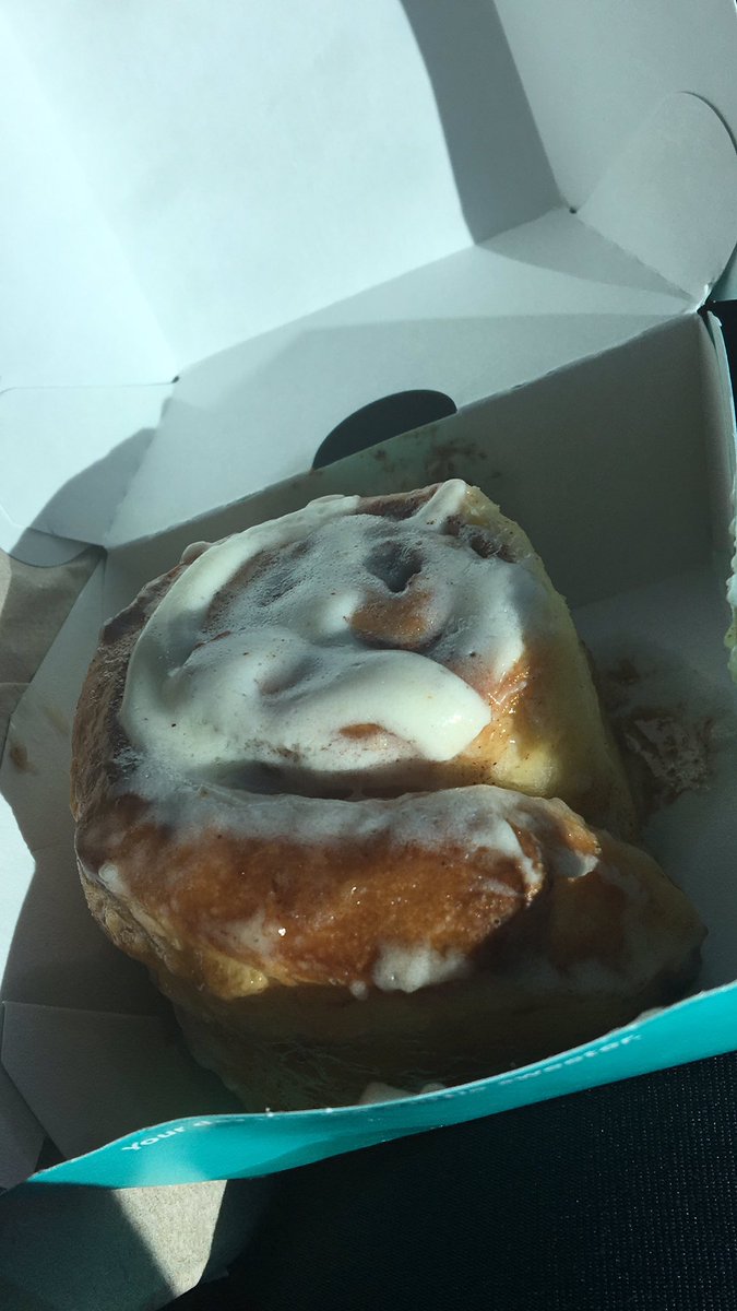 Anitasmith02's tweet photo. @Cinnabon I’m at your Arlington TX location and it’ lunch time why do they only have the minis available! Went on Wednesday at 10am and they weren’t even open!? https://t.co/MYxfAaAz7B