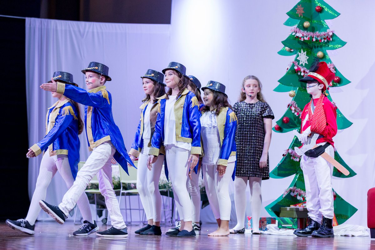 CountryDayCR's tweet photo. A beautiful performance from CDS students last Tuesday on The Nutcracker, congratulations to our #CDSProud #CDSLife #NAEBeAmbitous https://t.co/vOyG71OOgf