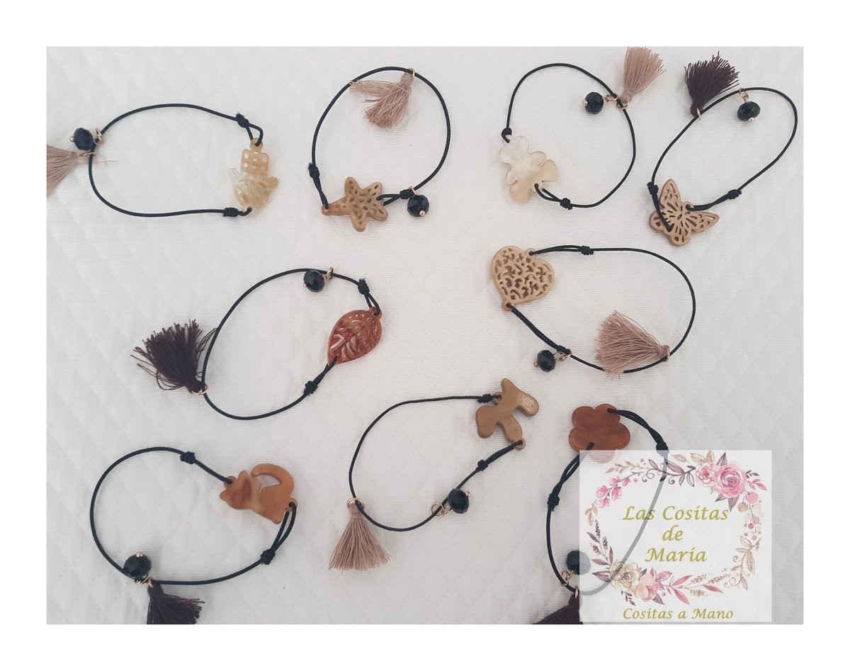 cositasmaria's tweet photo. Las pulseras es una joyita súper original y divertida. Está compuesta por un Borlon de flecos y figura original
#pulsera #oso #complemento #joya #cositasmaria #original
#manofatima #corazon #hoja #gato #estrella https://t.co/BfXx3EUakI