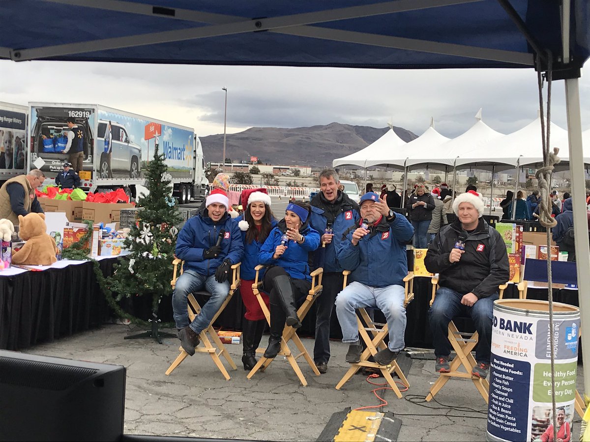 yanus_nelson's tweet photo. Thank you @KTVN for sponsoring this wonderful event to support the great work being done at the @FoodBankNN.

@GovSisolak
@MayorSchieve
@cityofsparks
@CityofReno
@OscarDelgadoNV

#iFightHunger #ShareYourChristmas https://t.co/GpAqTedhnO