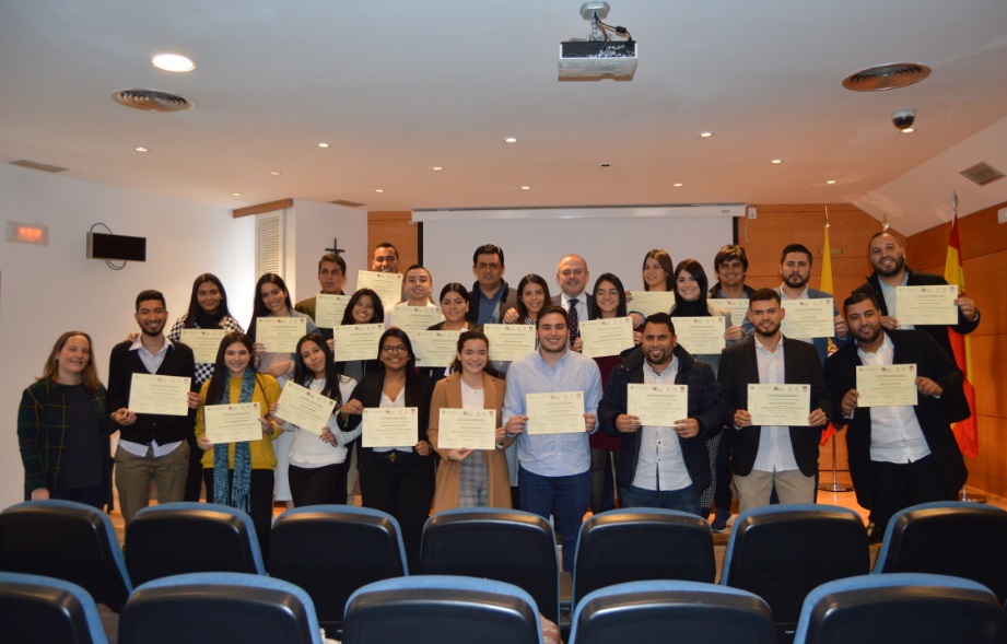 El Decano de la Escuela Internacional de Administración y Marketing de la sede de Santa Marta, Herman Palacios, nos ha acompañado en la clausura de la Semana Internacional "La Innovación de la 4IR y las tic's para un mundo globalizado" <a href="/EIAM_USA/">Escuela EIAM</a> #CEISA #sergistas