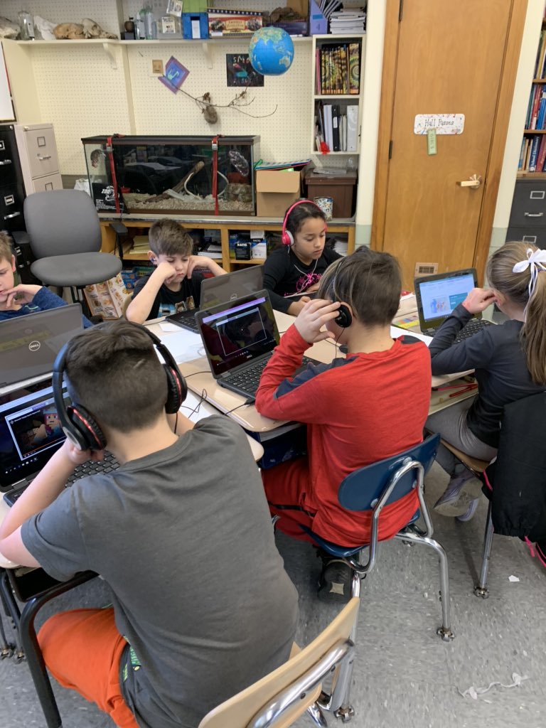 Coding with Mr. Curran’s class! #GCPride #HourOfCode