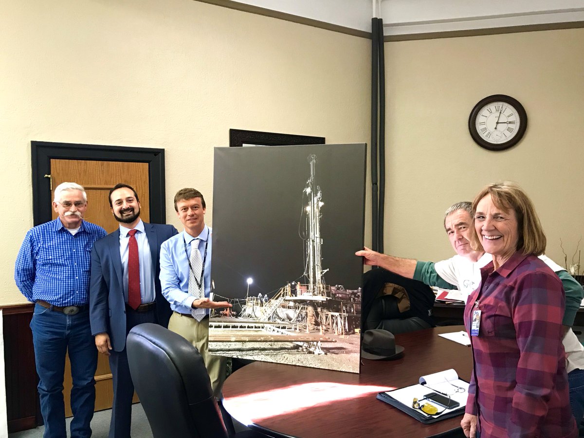 NaveedPaydar's tweet image. Wonderful meeting in Alturas with Modoc County! 
Left to right: @nedcoe (District 1 Supervisor), Chester Robertson (County Administrative Officer), Sean Curtis (Interim Planning Director) and Geri Byrne (District 5 Supervisor) and featuring a geothermal energy project in #Modoc!