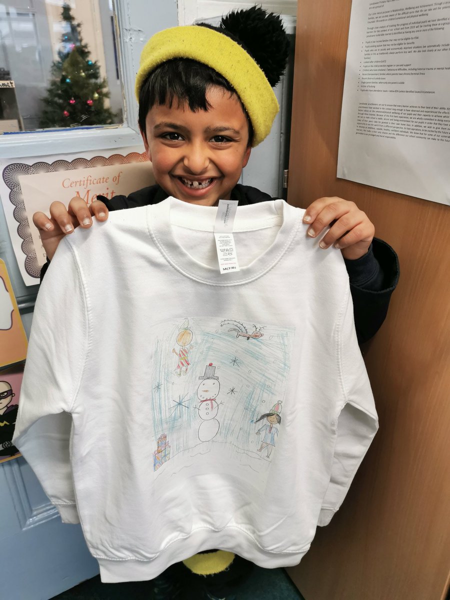 The winner of the Jeffrey Ross Christmas jumper competition!!! And what a fabulous festive jumper it is 🎄Bendigedig!!! Da iawn to everyone who entered! <a href="/LansdownePS/">Lansdowne Primary</a>