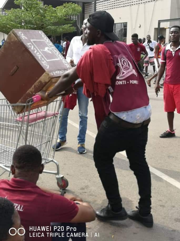 ContiAlumni's tweet photo. And O', the action in Kumasi was 🔥 🔥 🔥 🔥 

Flashback: #ContiAlumniHealthWalk [6/12/19]

Conti - Power! 
#OldContinentals

Visit our facebook page for more photos
https://t.co/vCUytbiur6 https://t.co/3voR3PR4OL