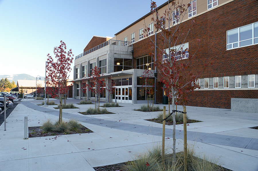 MountVernonLife's tweet photo. https://t.co/Ca8GnMUFNM
The Mount Vernon School District is located in the fertile Skagit Valley, where prosperity meets opportunity.  The district is diverse and employs nearly 1,000 employees.  Those employees serve 6,700+ students in grades K – 12. https://t.co/uBj60KtvwP
