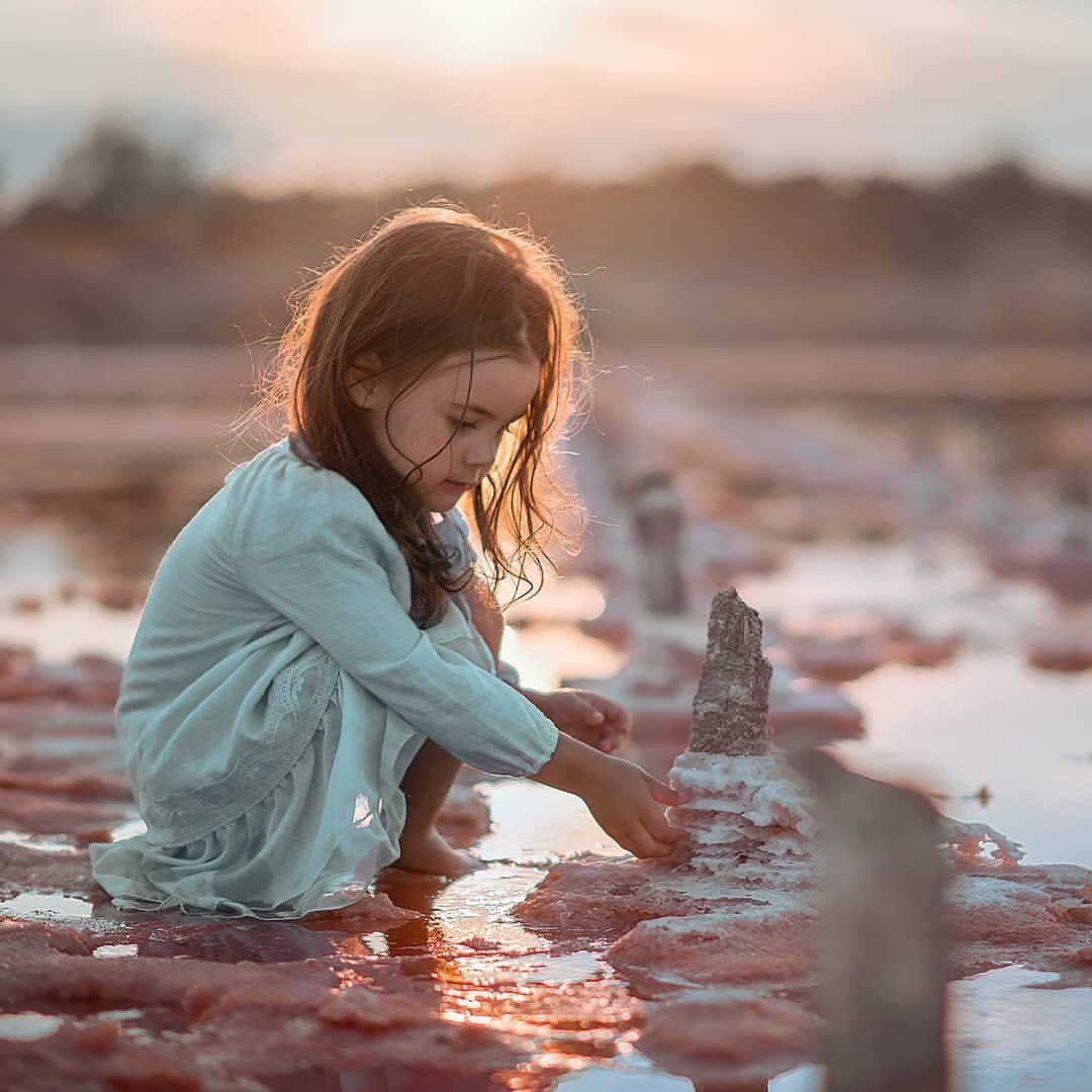 اصبر قليلا ..
فبعد العسر تيسير 
وكل أمر له وقت و تدبير 

..🤲⚘
#ساعه_استجابه