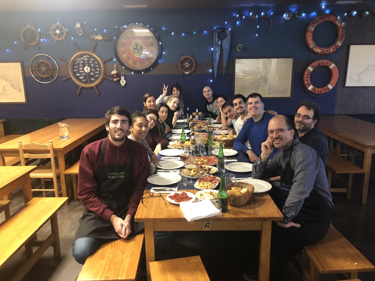 wegetit_digital's tweet photo. Una jornada de reflexión sin una buena comida después no es lo mismo. Toca cerrar el año del mejor modo posible y poner el foco en el 2020!
#wegetitdigital #comidawegetit https://t.co/zNn9SwAjuP