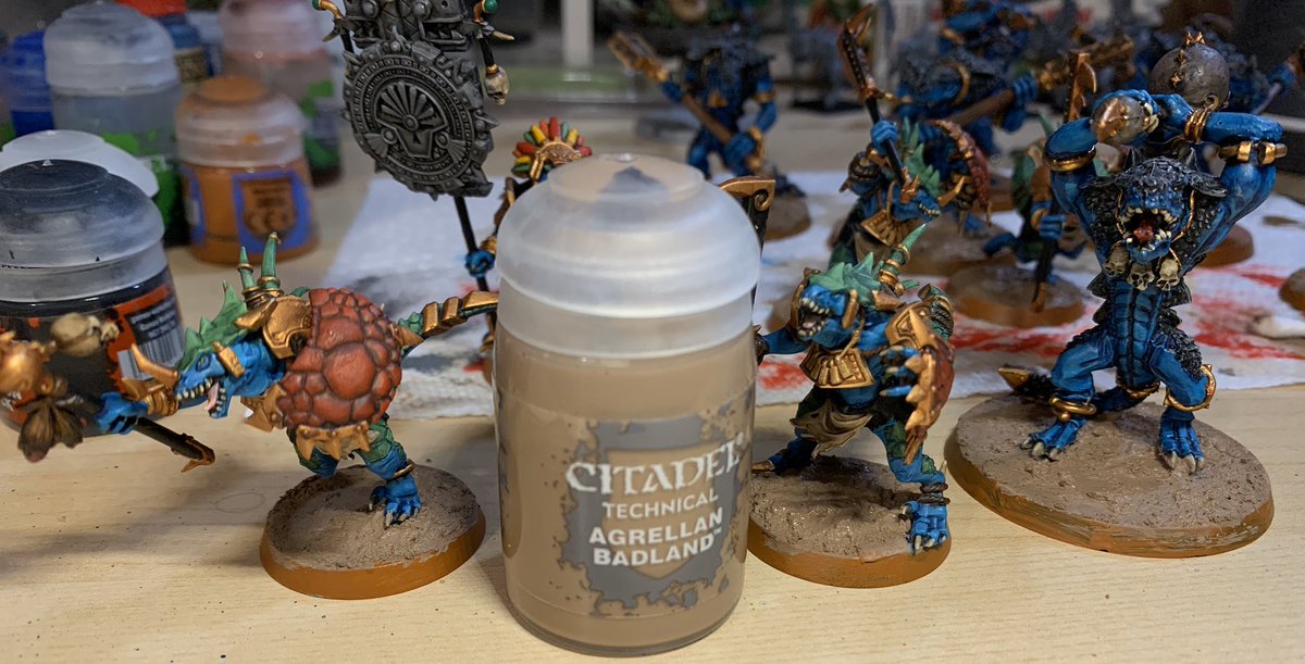 PopsChTikiRoom's tweet photo. Here’s my first attempt using texture paints. I’ll let you know how it goes. #seraphon #lizardmen #kroxigor #saurus #warhammer #ageofsigmar #texturepaints #paintingminiatures https://t.co/Y3KaIj9bJQ