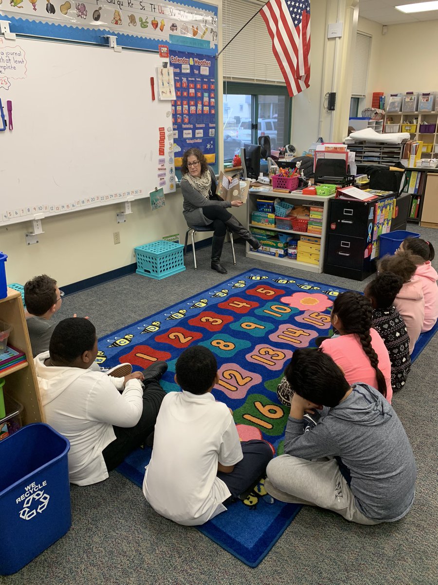 NJNG visited our class to read to our Ss. <a href="/Asbury_ParkSD/">Asbury Park Schools</a> @APSuperGray @APDirCI_ERuiz <a href="/TheaJackson8/">Thea M Jackson-Byers</a> @napolitania21 <a href="/CynthiaArdi5/">Cynthia Ardizzone</a>