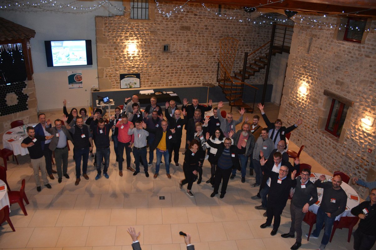 OPERACTION's tweet photo. Vous étiez présents à la soirée la soirée Networking d'hier soir ? Retrouvez l'intégralité des photos et le communiqué de presse sur la page Facebook du @ReseauOPTEAMUM ! 😄📸
.
.
#operaction #opteamum #btp #networking #speedmeeting #intelligencecollective #collaboratif https://t.co/29pqYJoe3K