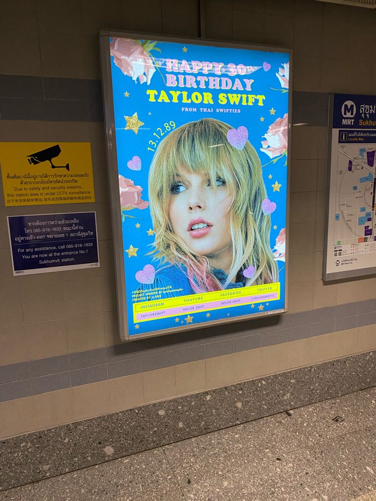 tswiftfanatic29's tweet image. #HBDTaylorSwiftprojectTH in Thailand celebrating an amazing singer Taylor Swift Birthday today