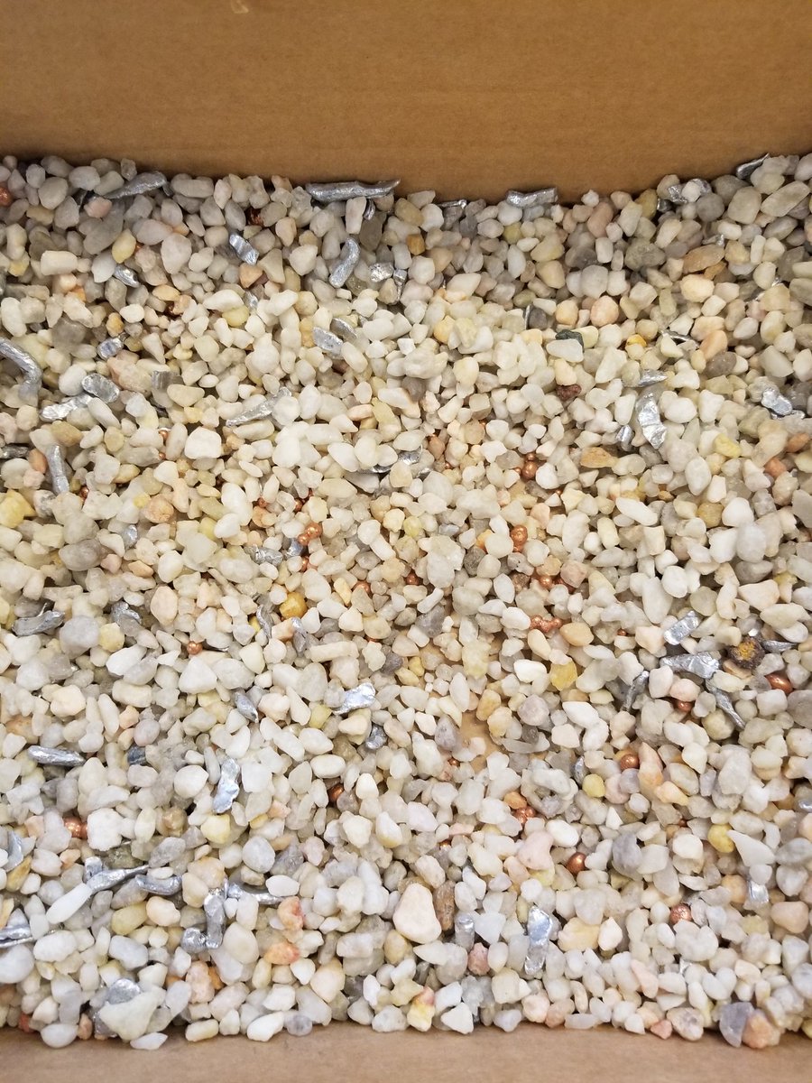 WasylikSciKMHS's tweet image. Learners in Physical Sci. 2 &quot;mining&quot; for &quot;gold&quot; &amp;amp; &quot;silver&quot; to calculate % concentration &amp;amp; profit! #MathInScience #handsonlearning #KoMetExcellence