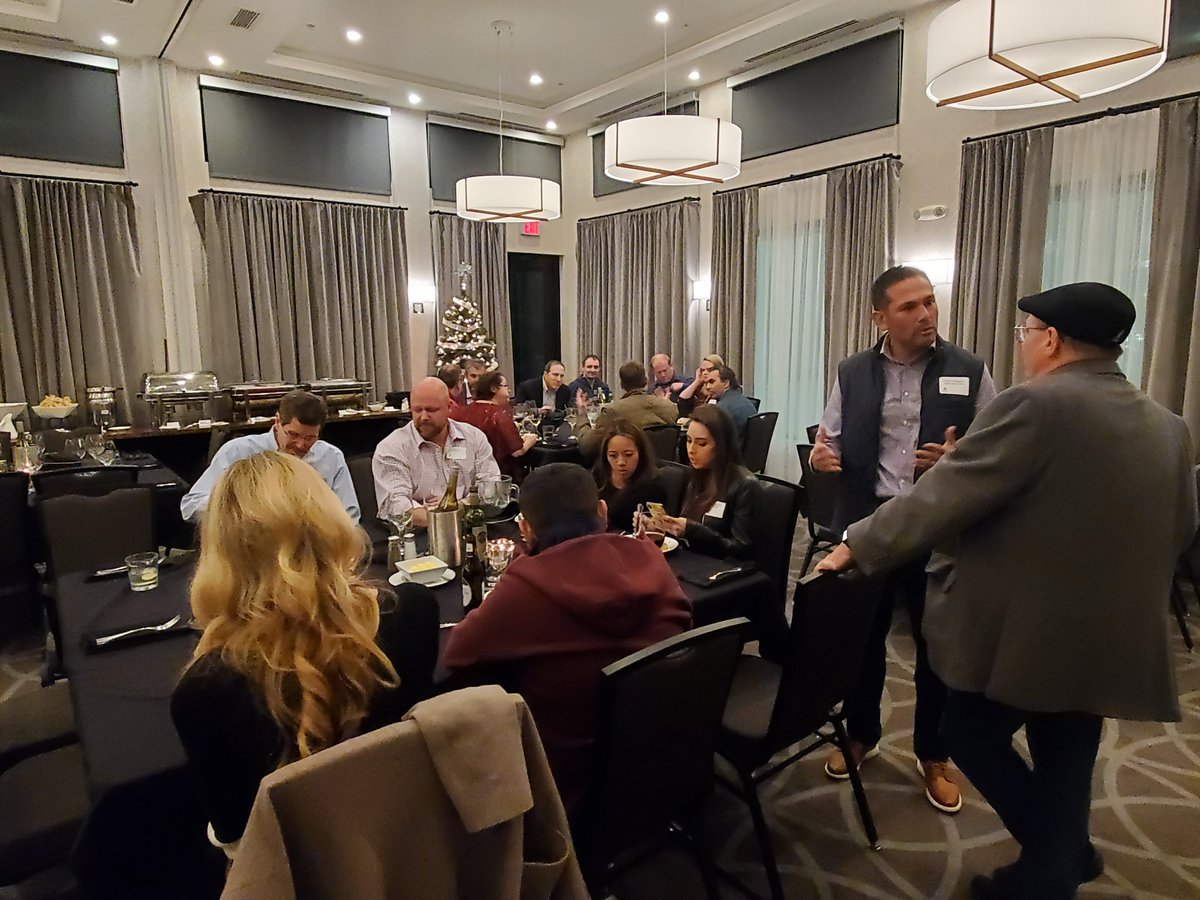 DECIX_US's tweet photo. Yesterday, we kicked off our #DECIXDallas Holiday Gathering. Thanks to those who joined us to celebrate the #holiday season. It was great seeing everyone! https://t.co/OYbe8Up50W