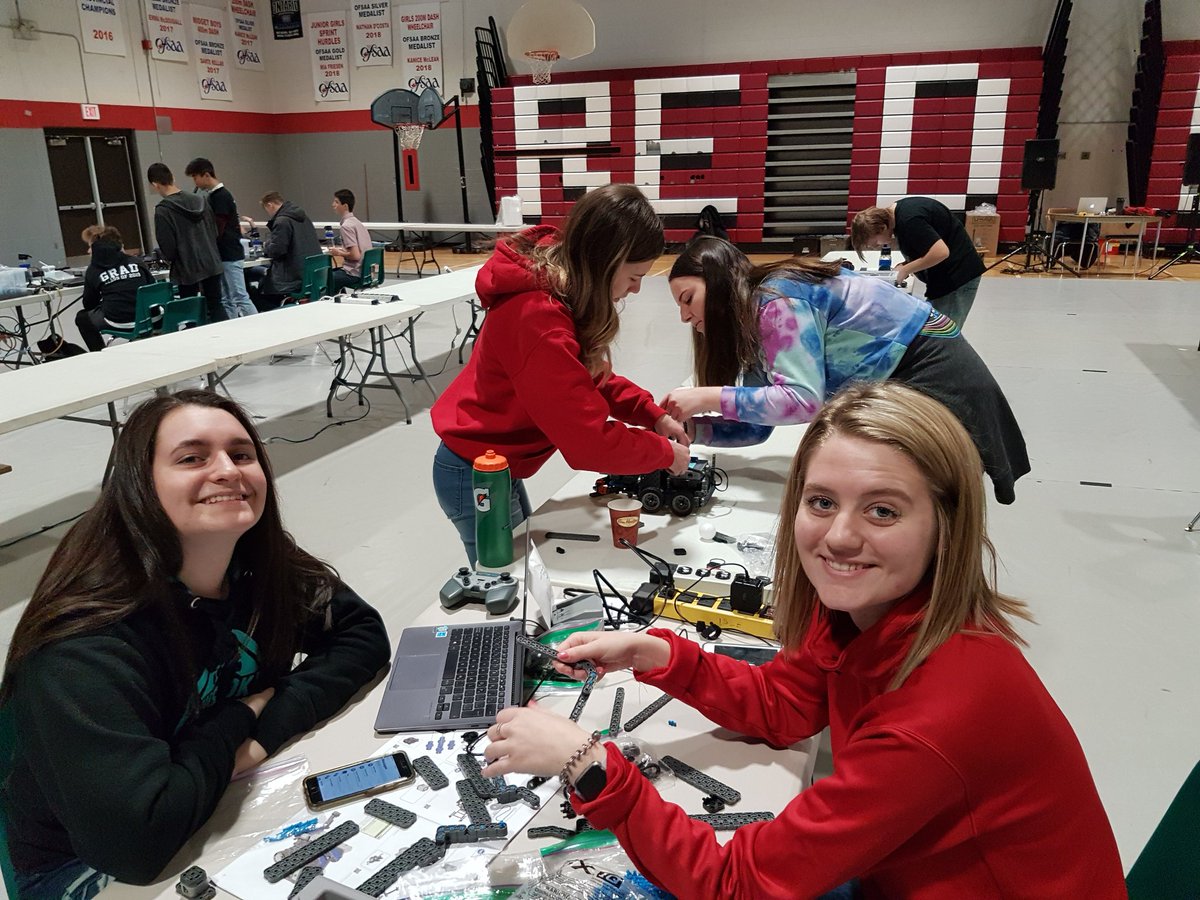 DelaneyTech (@grimsbyss) on Twitter photo Ladies VEX Robotics team hard at work at the VEX Robotic challenge taking place at Governor Simcoe school
@GrimsbyEagles @MrMillerGSS <a href="/hemremmem/">Helen McGregor</a> @Thwaites_GSS #girlswhocode #girlsrobotics #girlsintech Ladies VEX Robotics team hard at work at the VEX Robotic challenge taking place at Governor Simcoe school
@GrimsbyEagles @MrMillerGSS <a href="/hemremmem/">Helen McGregor</a> @Thwaites_GSS #girlswhocode #girlsrobotics #girlsintech