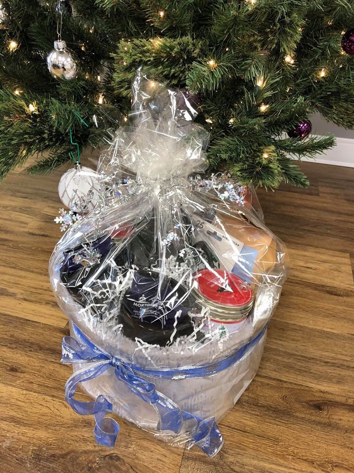 kingstonist's tweet image. Good morning, #ygk!
Today's contest is for a hot beverage basket courtesy of Kingston Mortgage Solutions/Mortgage Alliance!
To win this awesome basket:
1) Share this post
2) Follow us, and follow @YGKmortgages

We'll draw the winner tomorrow morning. Good luck!