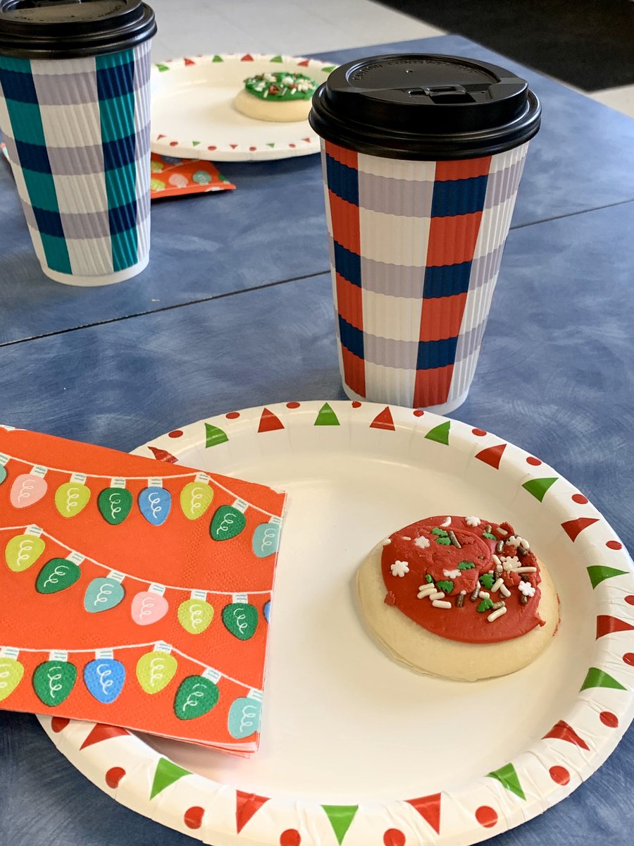 JCPrice331's tweet image. All Aboard!!! The Polar Express has pulled in to take us to the North Pole! The bell still rings for us 🎄🛎 @FairOaksRanchES