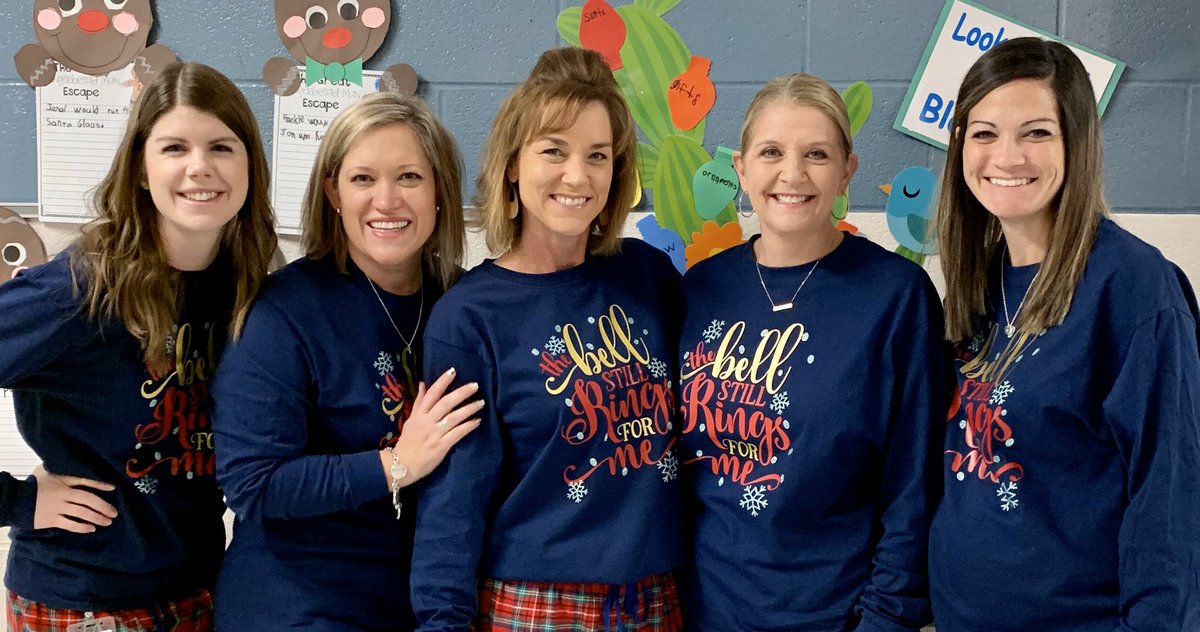 JCPrice331's tweet image. All Aboard!!! The Polar Express has pulled in to take us to the North Pole! The bell still rings for us 🎄🛎 @FairOaksRanchES