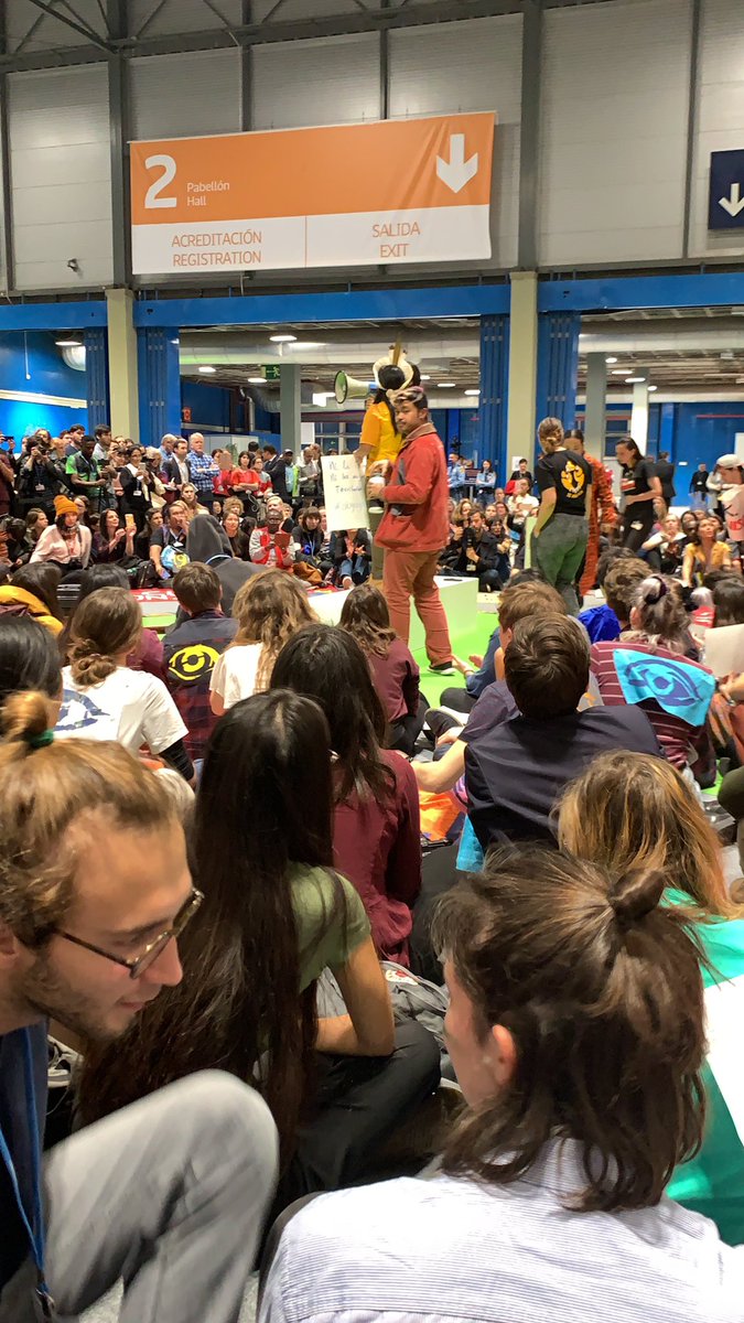 marcelapulga's tweet photo. How would it look like if you would join us? @UNFCCC #COP25Madrid  @PEspinosaC @antonioguterres @CarolaSchmidtZ #FridaysForFuture @GretaThunberg https://t.co/3Yt7TfgwlN