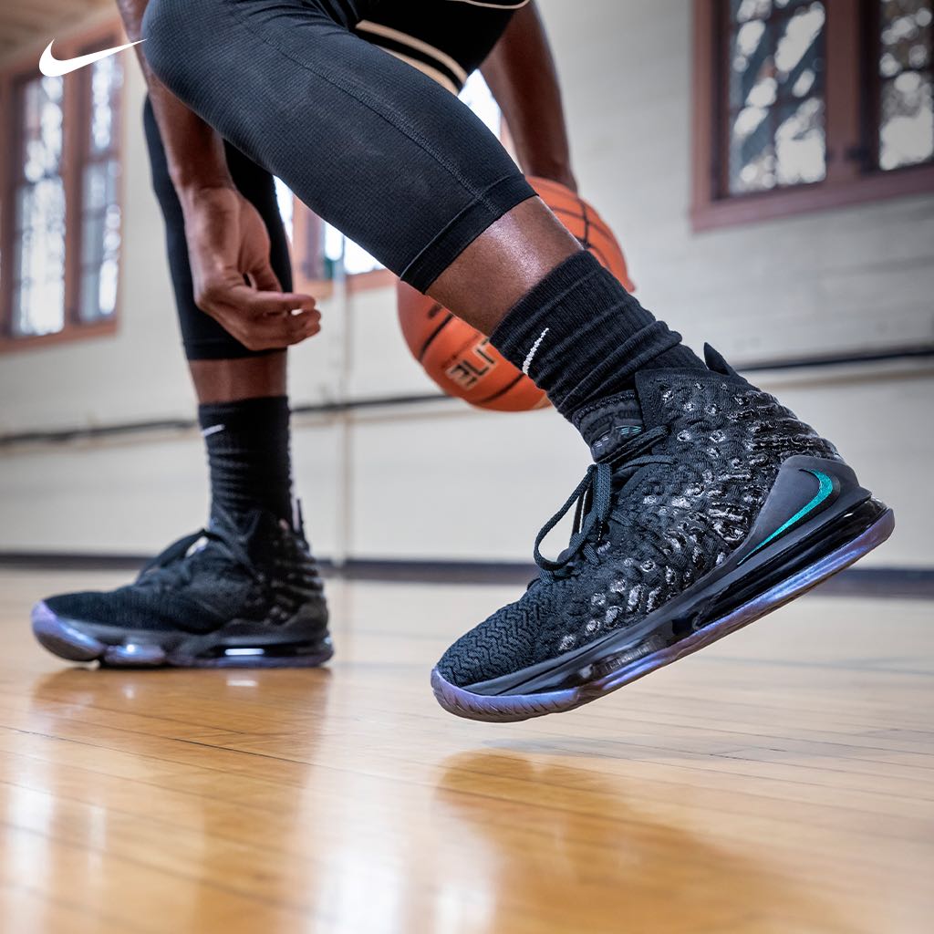 footlocker lebron 17