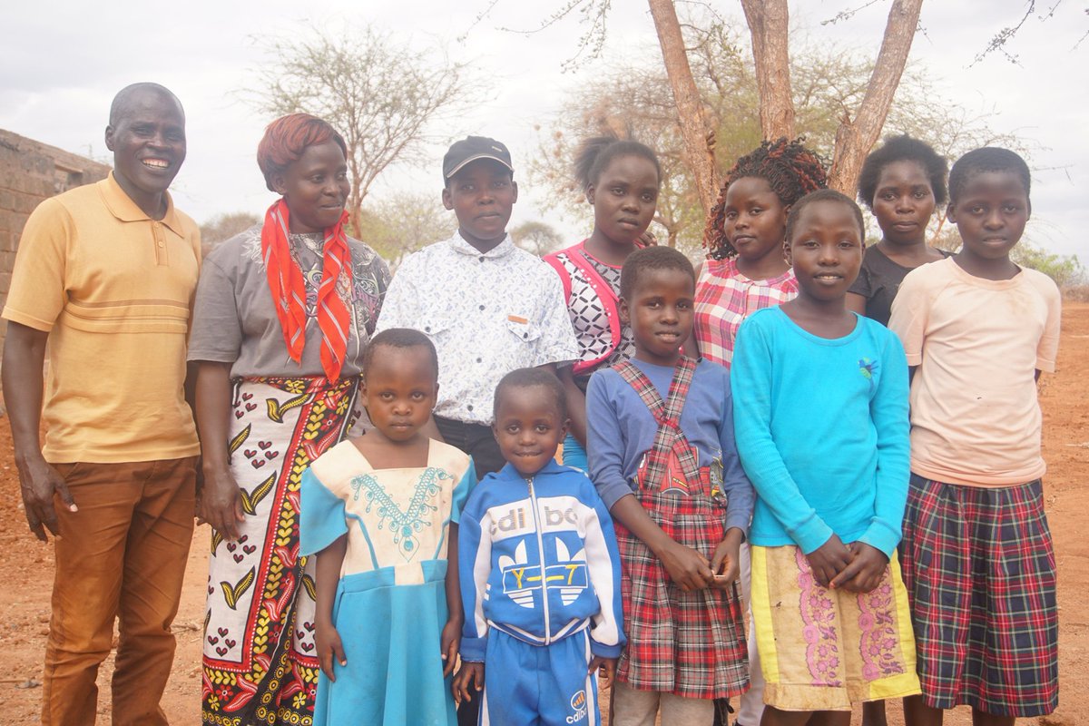 KisiluMovie's tweet image. Kisilu's children are doing well in school! However, Kisilu is currently facing challenges in covering all the school fees for his children, so we have made a fundraiser for those who want to support his children's education: changa.page.link/c9CU1