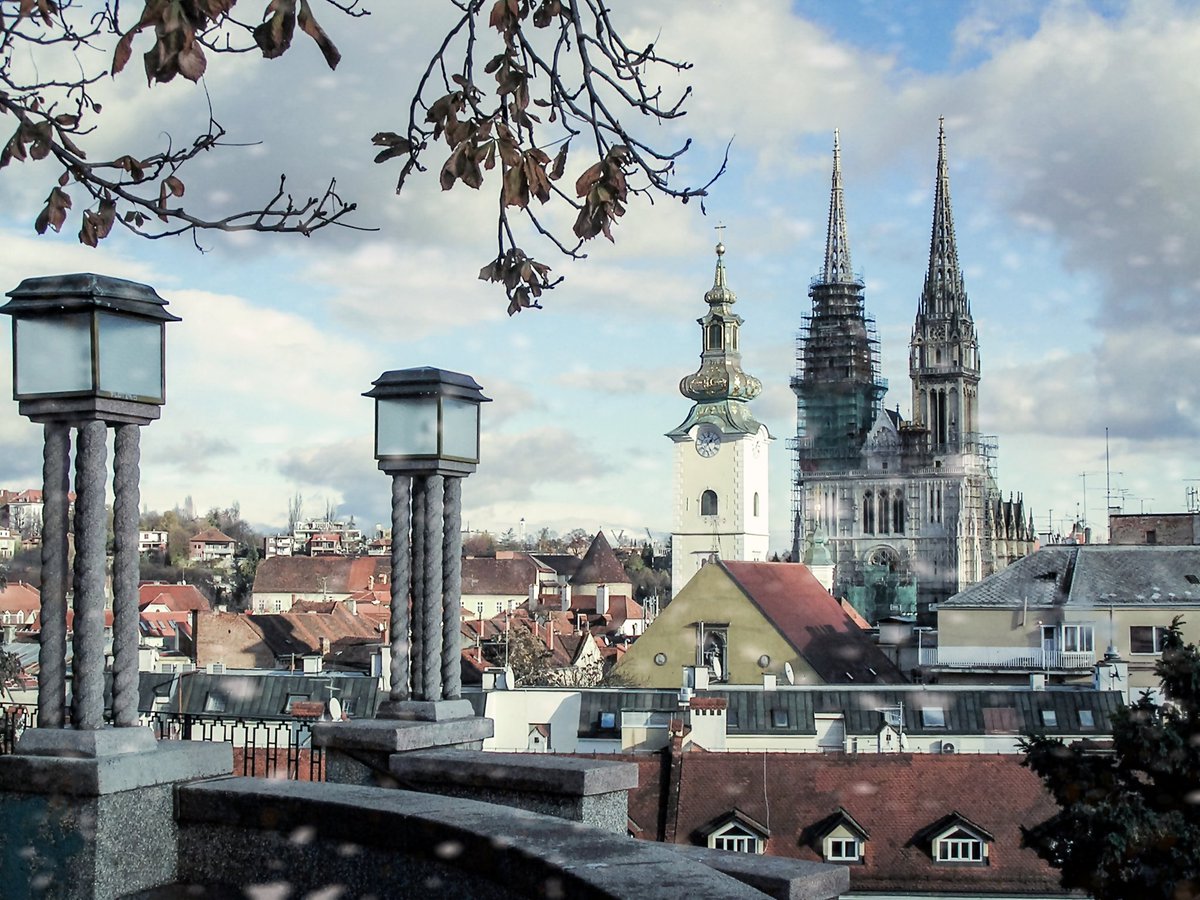 BoltTravel's tweet photo. Gain #insight of the key #attractions and #events to see at the Zagreb #Christmas Market (Advent in Zagreb), such as the #romantic Advent on Strossmayer's Promenade or the annual Snow Queen Trophy alpine #ski #race in #Zagreb.

#christmasfair #christmasmarket #adventinzagreb https://t.co/FqpQ1zR1N4