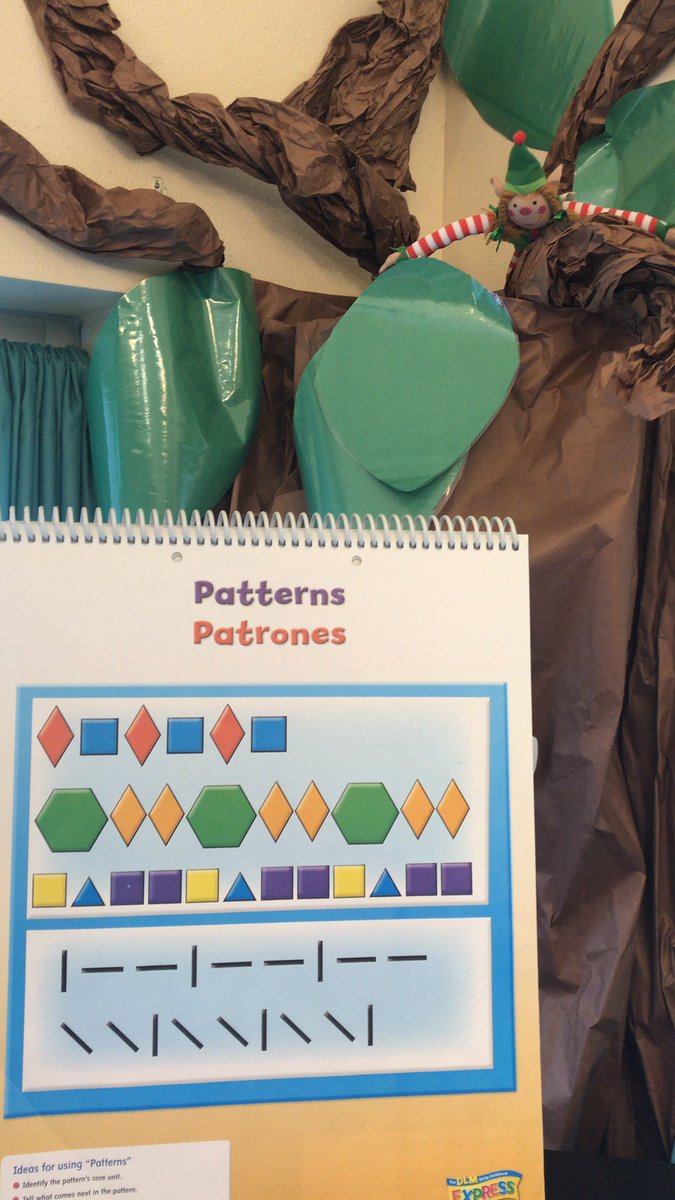 stephenieismith's tweet photo. Sparkles is learning about patterns as well! #AWplay https://t.co/h195lkdAco
