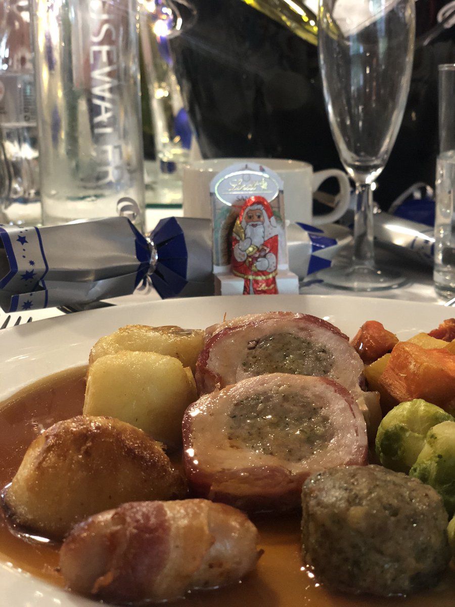PR_Gemini's tweet photo. Joining @NCBC1924 today for their Christmas event with special guest speaker Eddie ‘The Eagle’ Edwards.

Great company &amp; delicious food 😋

Merry Christmas! 🎄🥂

#ncbc19 #christmaslunch #itsinnottingham https://t.co/lAzpydKBY7