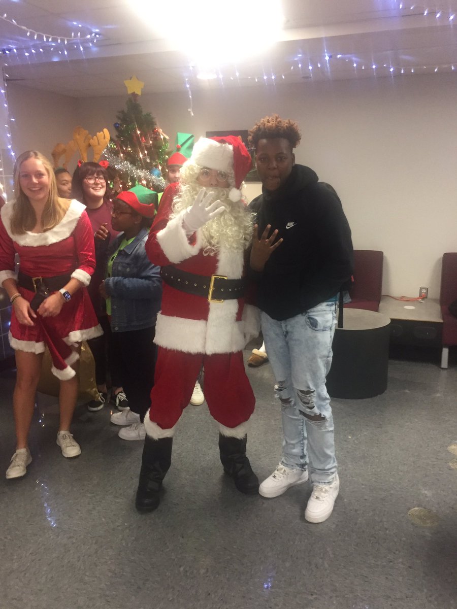 gwenelder's tweet photo. Santa’s checking in @AMCHSWeb on who’s been naughty or nice.#AMCHSBetterTogether https://t.co/oYy6iNK9G6
