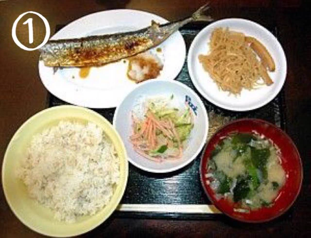 衝撃的。豪華な刑務所の食事と超絶質素な小学校給食の比較画像