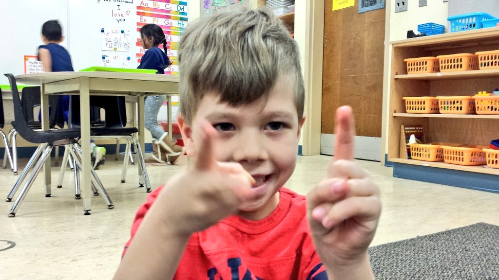 Prince Andrew P S On Twitter Breaking Down Numbers Into Smaller Units With Our Fingers 5 Can Be 3 And 2 Or 4 And 1 Numbertalk